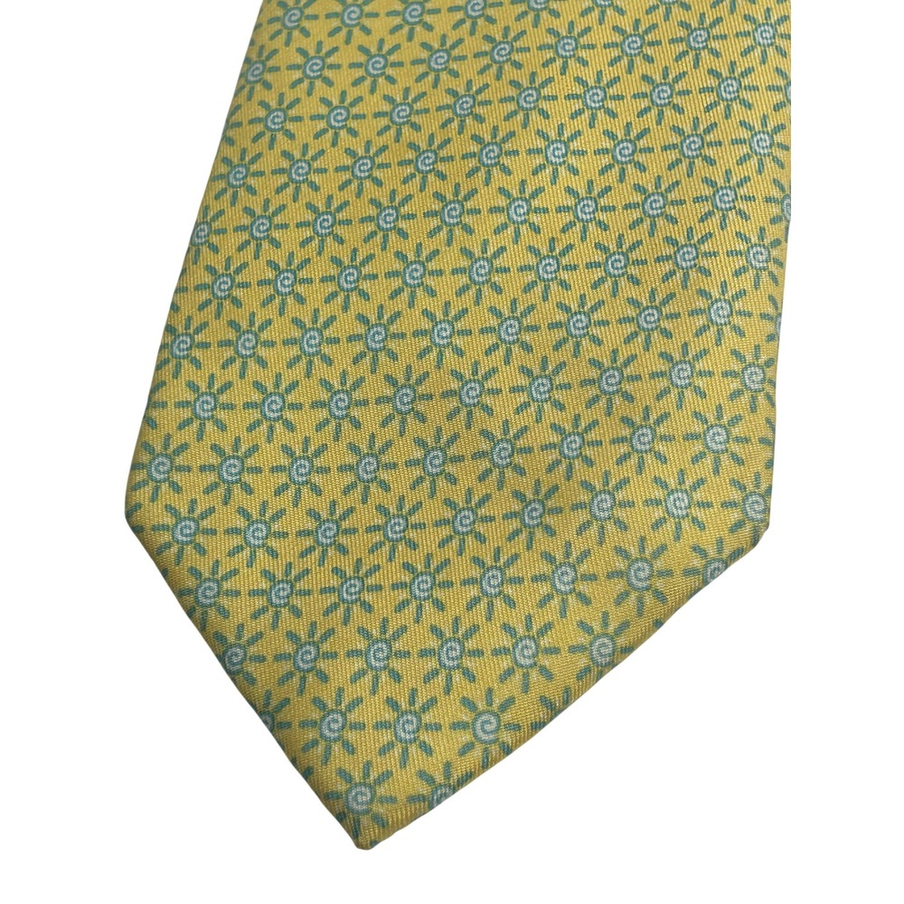 Vineyard Vines Mens Yellow Silk Tie Blue Sunburst Spiral Pattern Made in USA